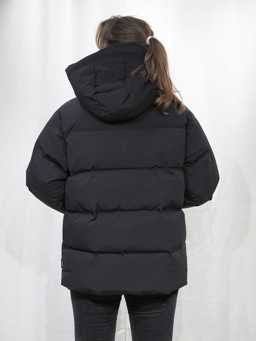 Besseggen Down Jacket